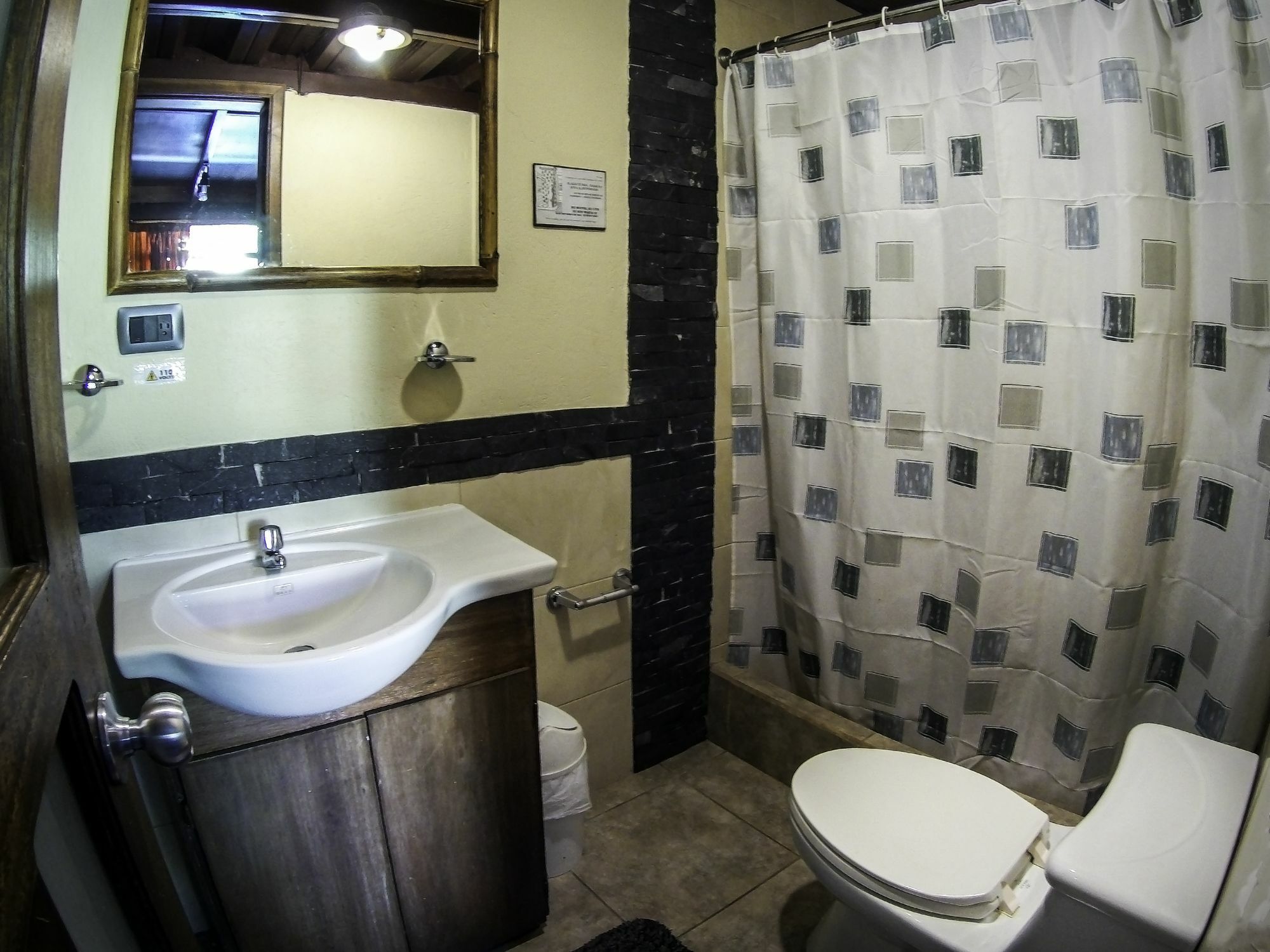 Arupo Bed And Breakfast Quito Extérieur photo